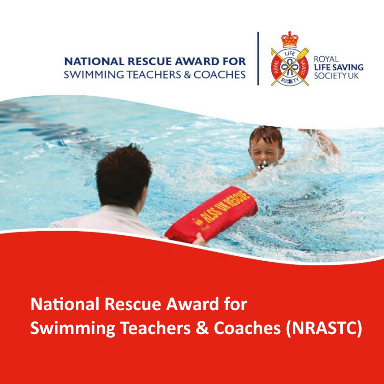 RLSS UK National Rescue Award for Swimming Teachers & Coaches - Lifeguard passing a child a torpedo buoy 